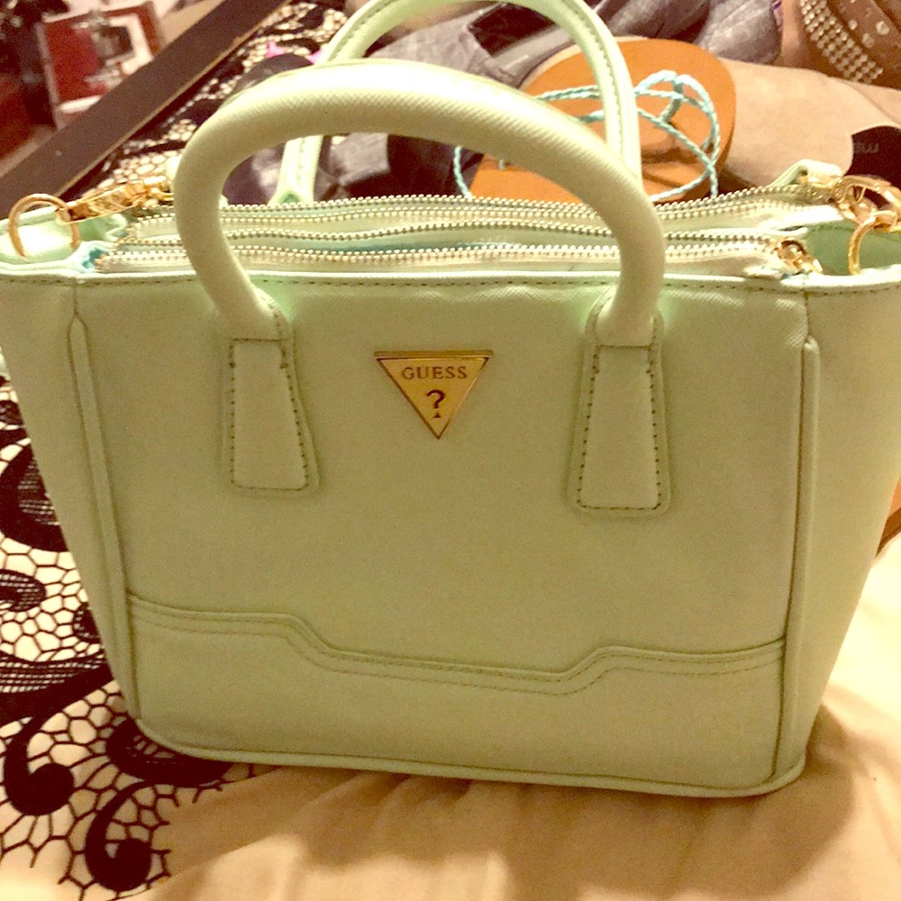Guess crossbody